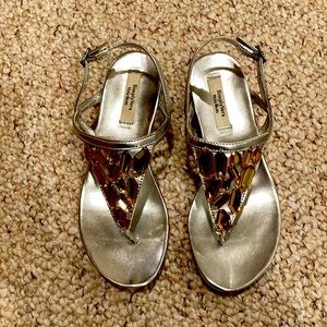 Vera Wang silver sandals size 6